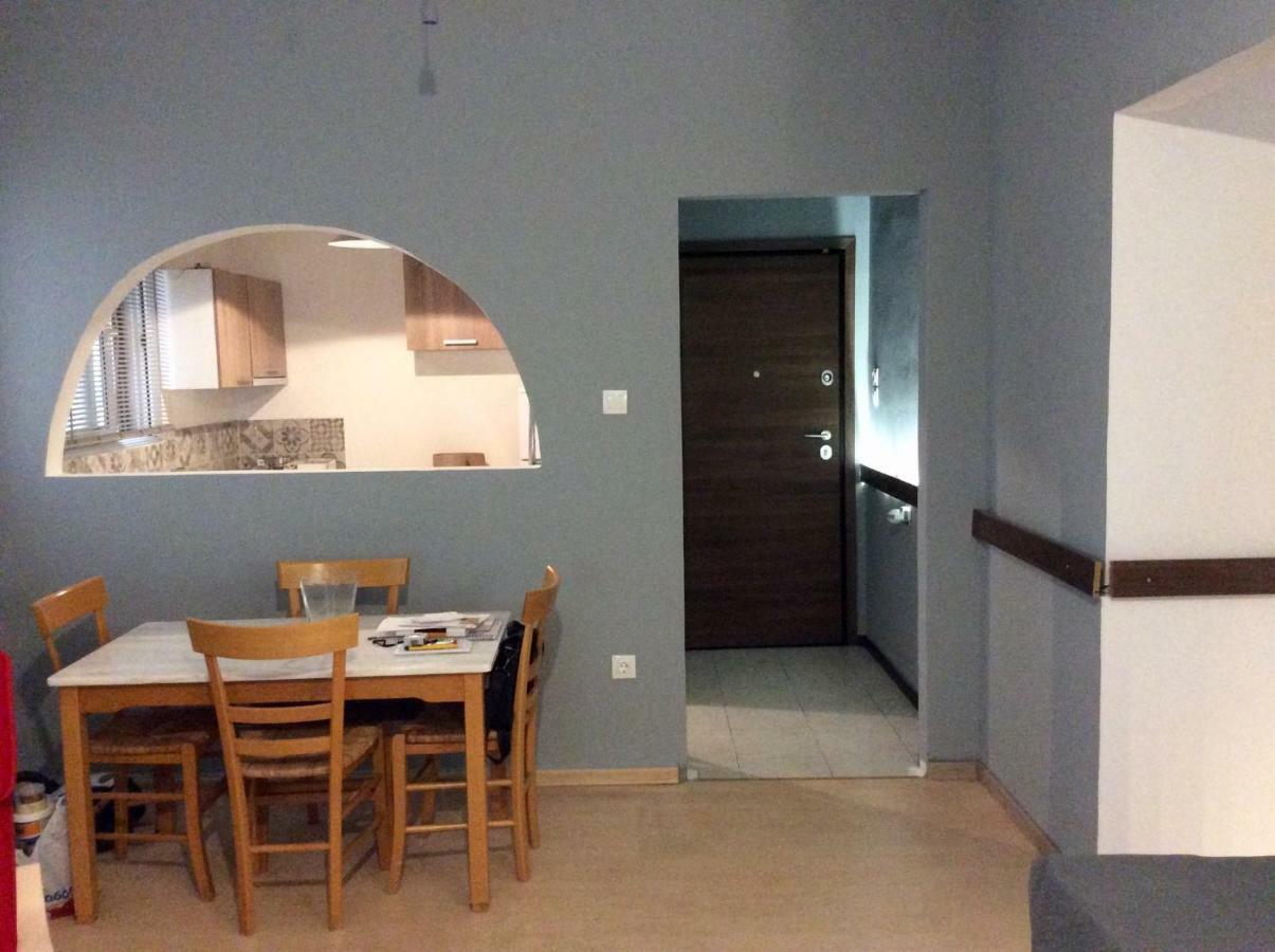 Renovated Apartment أثينا المظهر الخارجي الصورة